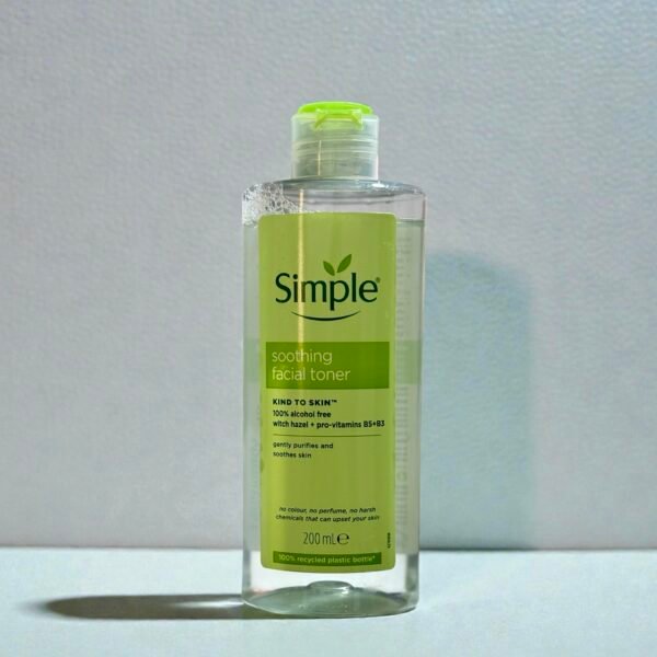 Simple soothing facial toner