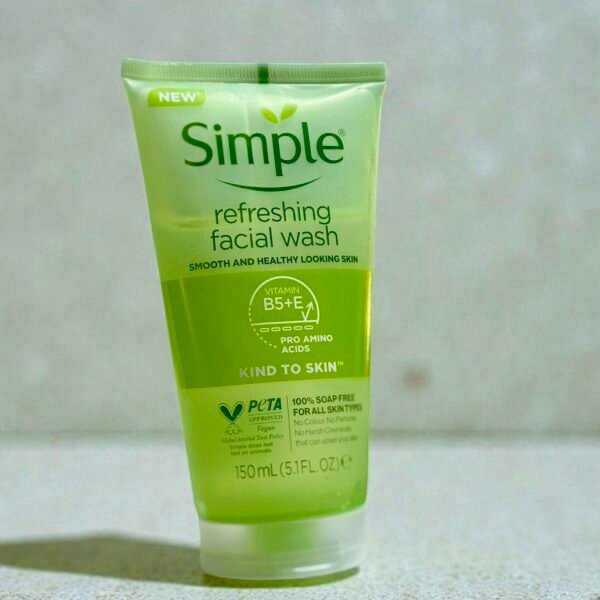 Simple refreshing facial wash