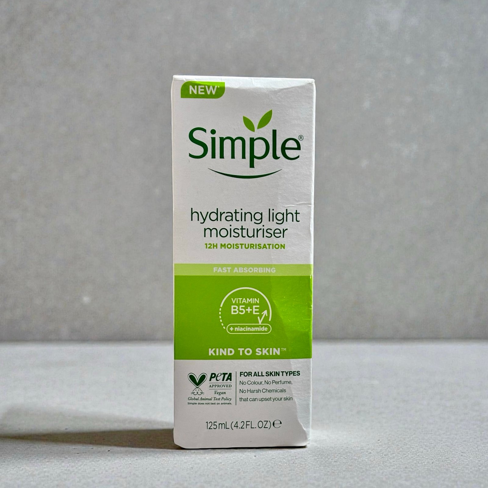 Simple hydrating light moisturizer